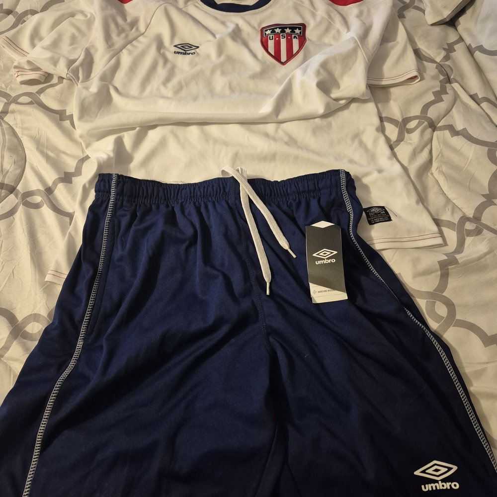 Umbro USA White and Navy Sports Set Size L